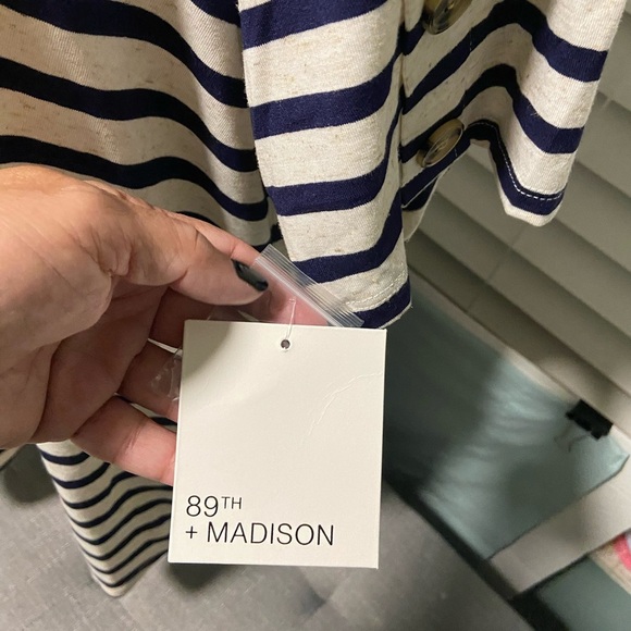 89th & Madison blouse - Picture 4 of 14